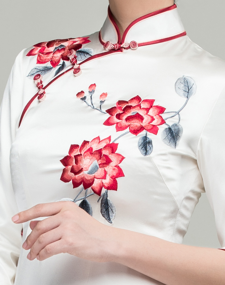 White long cheongsam dress with red floral embroidery 