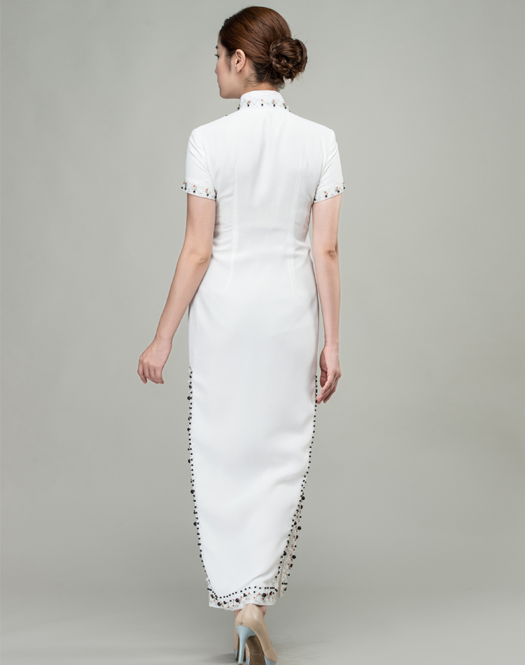 White long choengsam dress with Shining beads and sequins