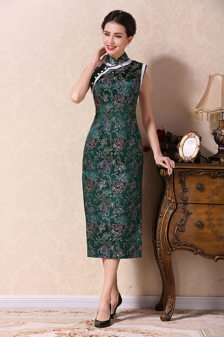 Green long cheongsam dress with white lace edge