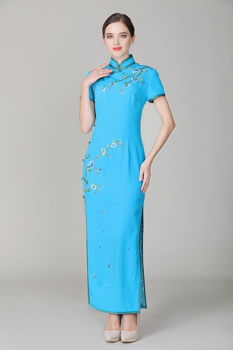 Lake-blue cheongsam dress with embroidery