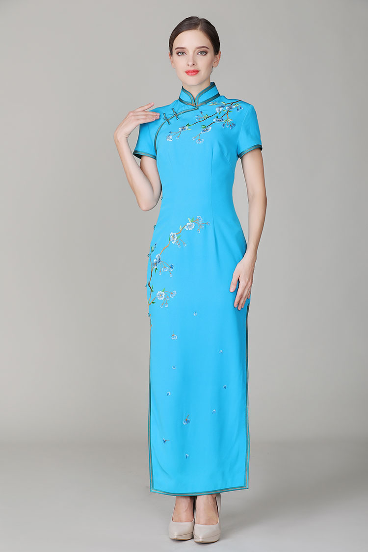 Lake-blue cheongsam dress with embroidery