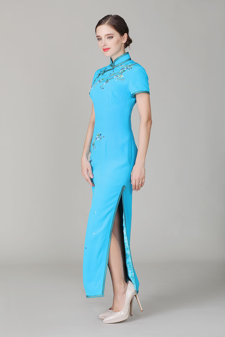 Lake-blue cheongsam dress with embroidery