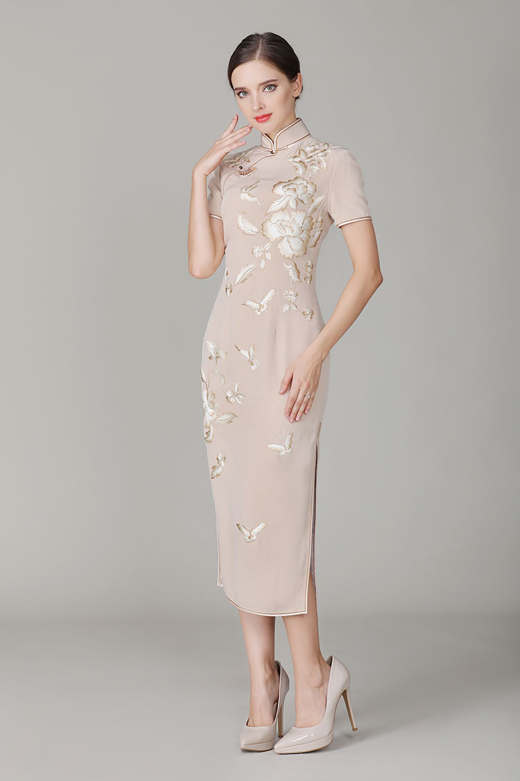 Champagne cheongsam dress with embroidery