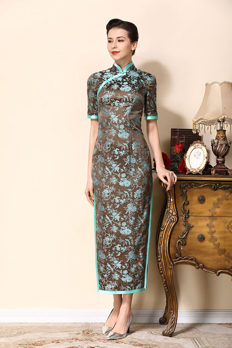 Brown cheongsam dress with blue wide edge