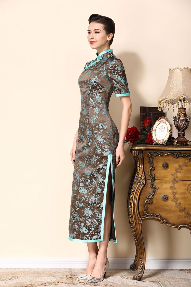 Brown cheongsam dress with blue wide edge