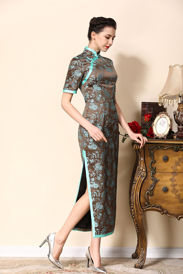 Brown cheongsam dress with blue wide edge