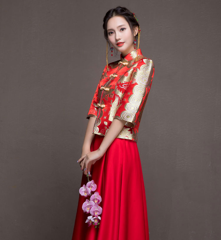 Red golden dragon-phoenix brocade blouse and pure red skirt