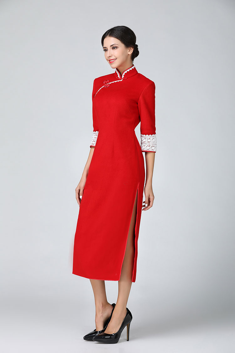 Red wool improve cheongsam with white lace piping