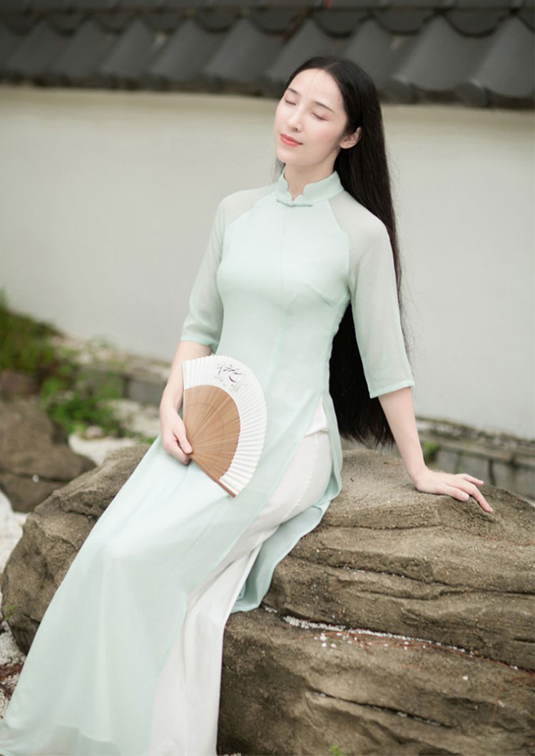 Baby-green long chinese tea dress