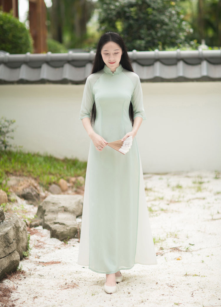 Baby-green long chinese tea dress