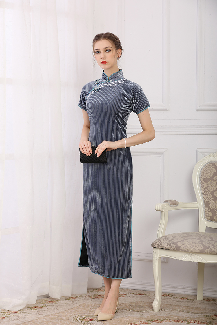 Velvet long cheongsam with white piping