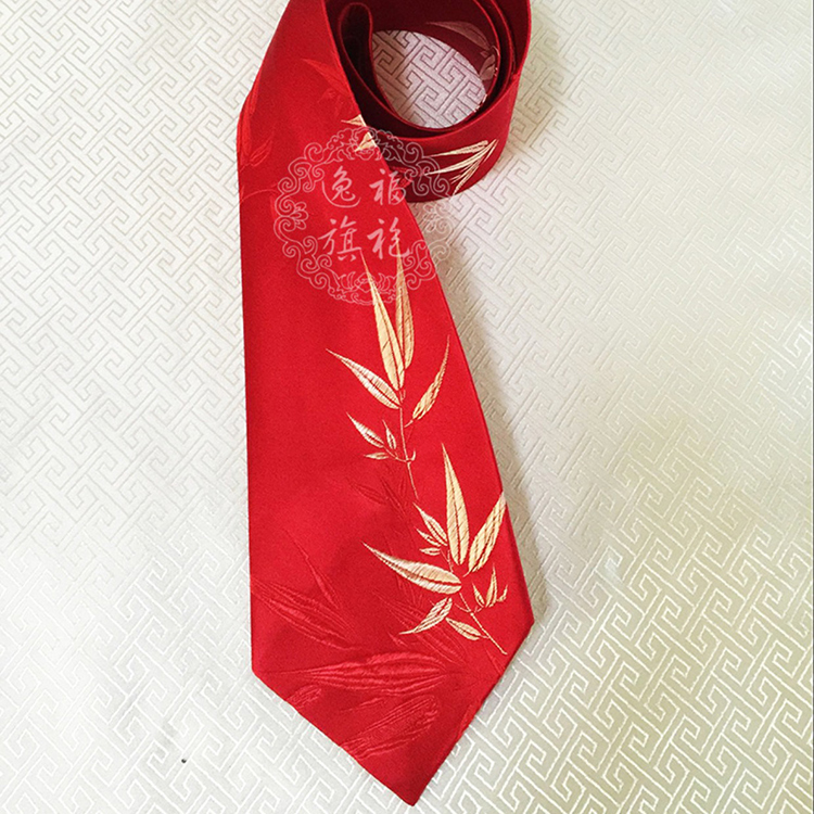 Custom-made Man's tie red color