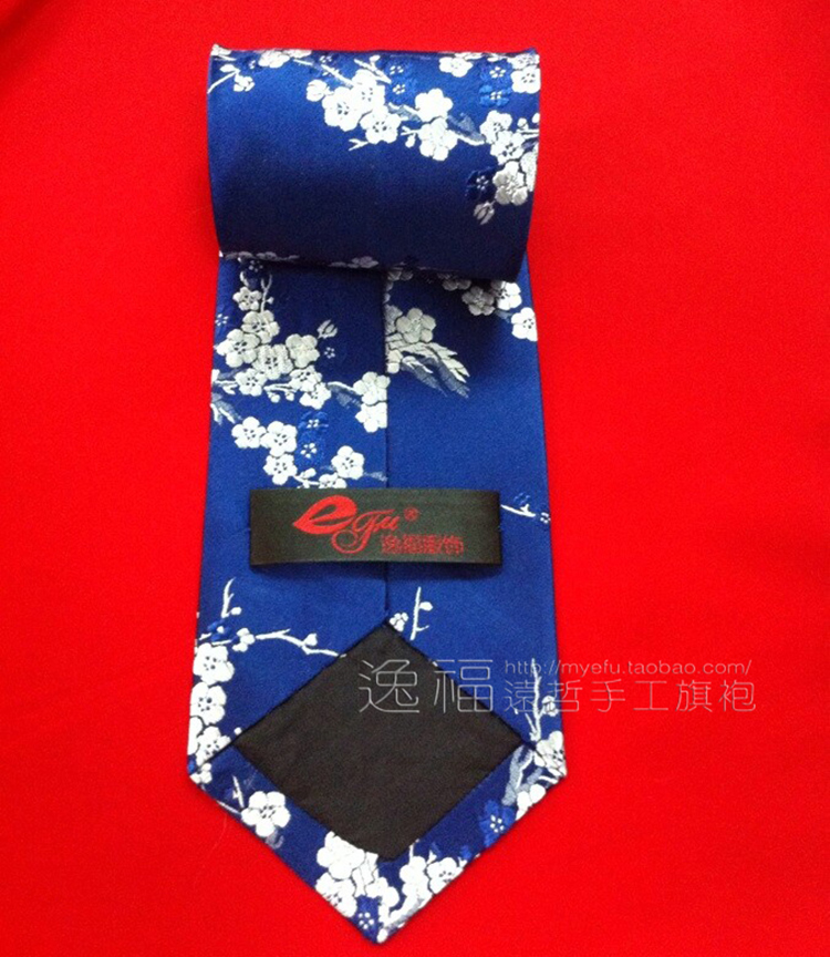 Custom-made Man's tie blue color