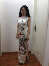 Miss Zhang's dress