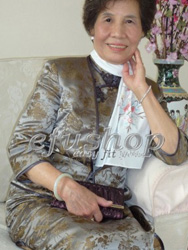 Van Dam's mother's Qipao 